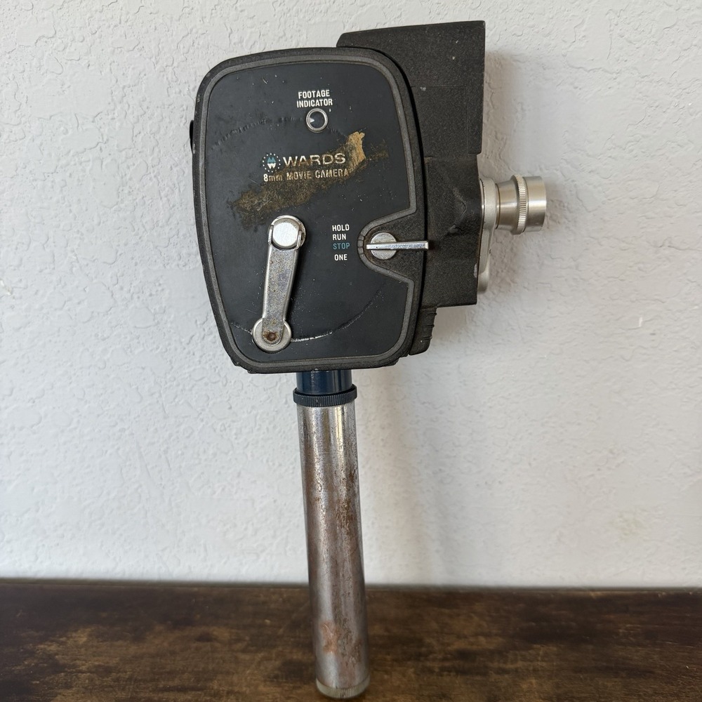 Vintage Wards 8mm Movie Camera Turret 729‎ Electric Eye w/ Handle